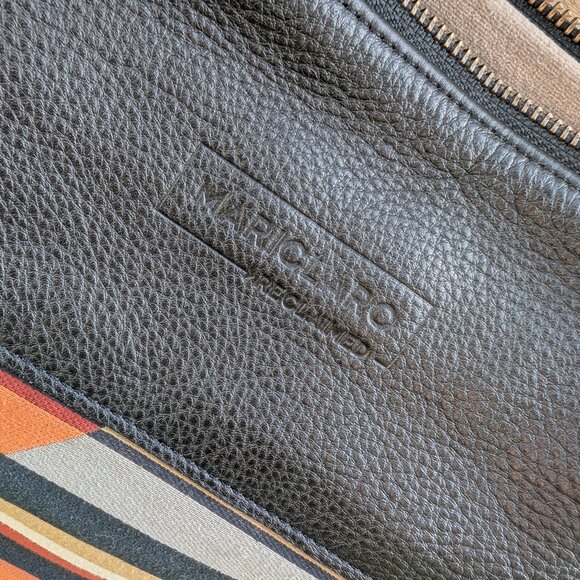 Mariclaro Designs – Handmade Leather & Vintage Fabric Bag / Sac à main cuir - Picture 4 of 9